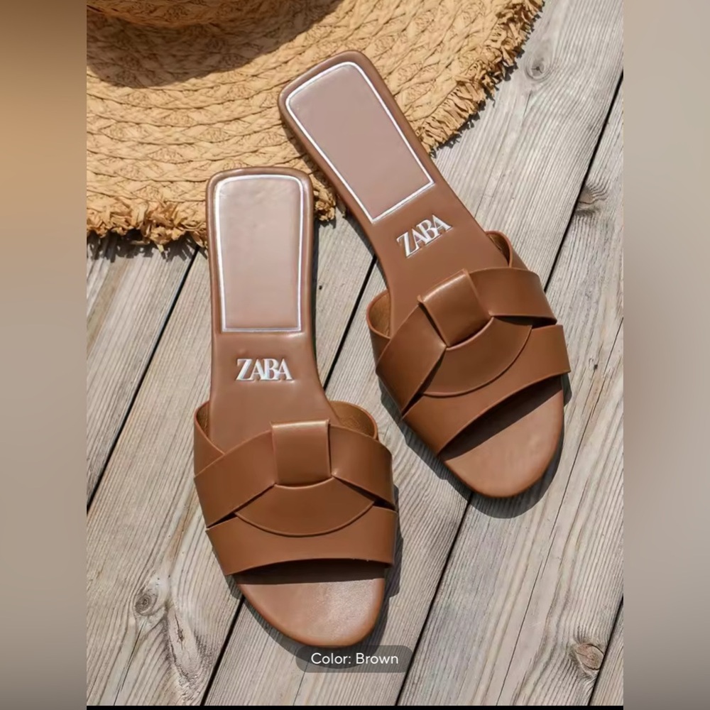 Designer New Sandals Low Heel Comfortable Slippers Sexy Peep Toe.